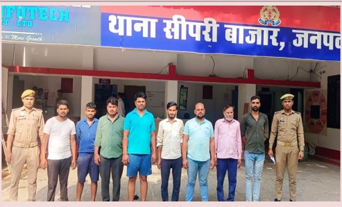 झांसी में फिटनेस के नाम पर की जा रही थी अवैध वसूली