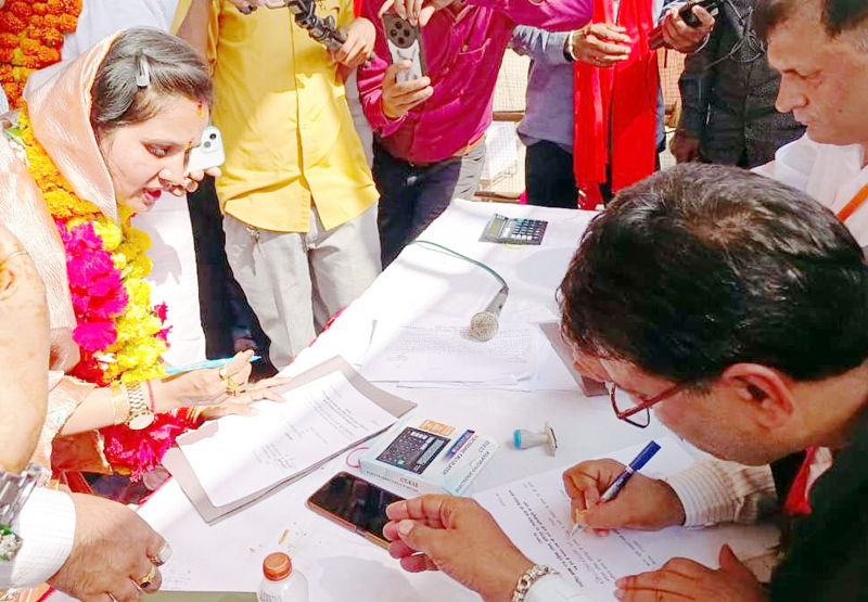 ललितपुर में भाजपा की मनी दिवाली, सपा का हुआ सफाया , खिला कमल जीती सोनाली जैन
