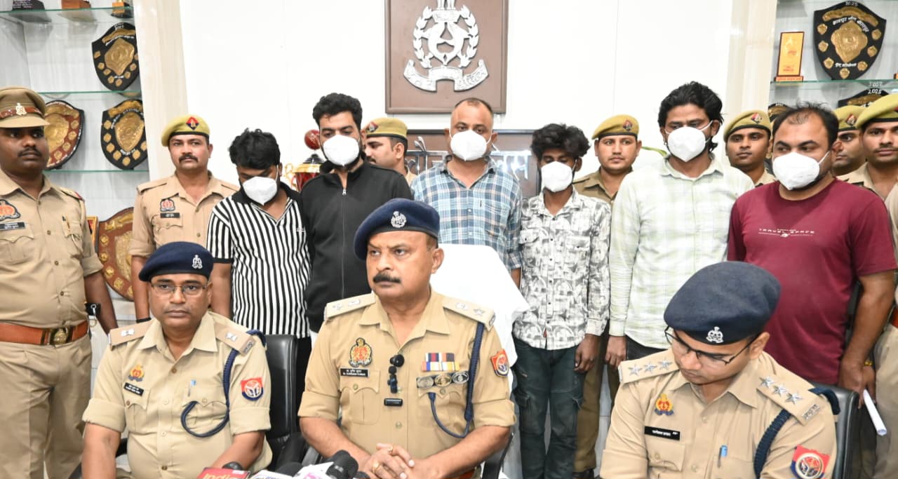 डकैती की योजना बनाते आधा दर्जन डकैत उरई पुलिस ने पकड़े