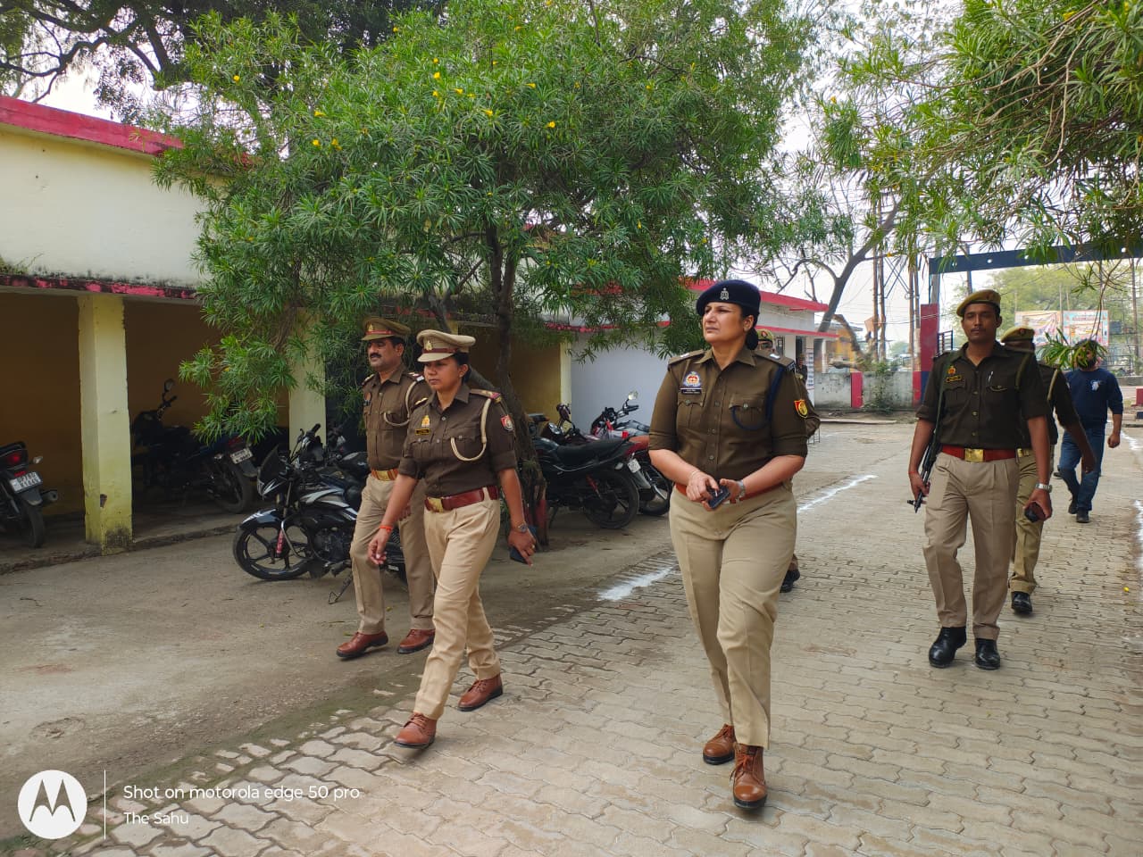 फरियादियों के साथ पुलिस का शालीन व्यवहार होना चाहिये : वन्दना सिंह