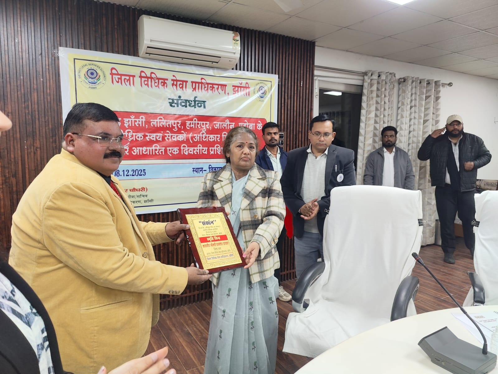 अधिकार मित्र न्यायपालिका की आँख और कान हैं : जनपद न्यायाधीश