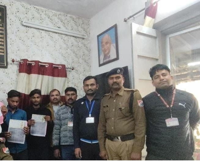 तत्काल आरक्षण टिकटों का कर रहे थे अवैध कारोबार