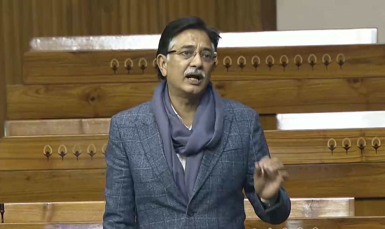 विकसित बुंदेलखंड के निर्माण में एयरपोर्ट एक अत्यंत महत्वपूर्ण कड़ी है : अनुराग शर्मा